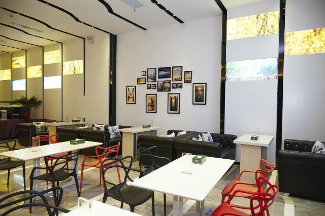 Lavande Hotel Zhuhai Gongbei Port Square Exterior foto